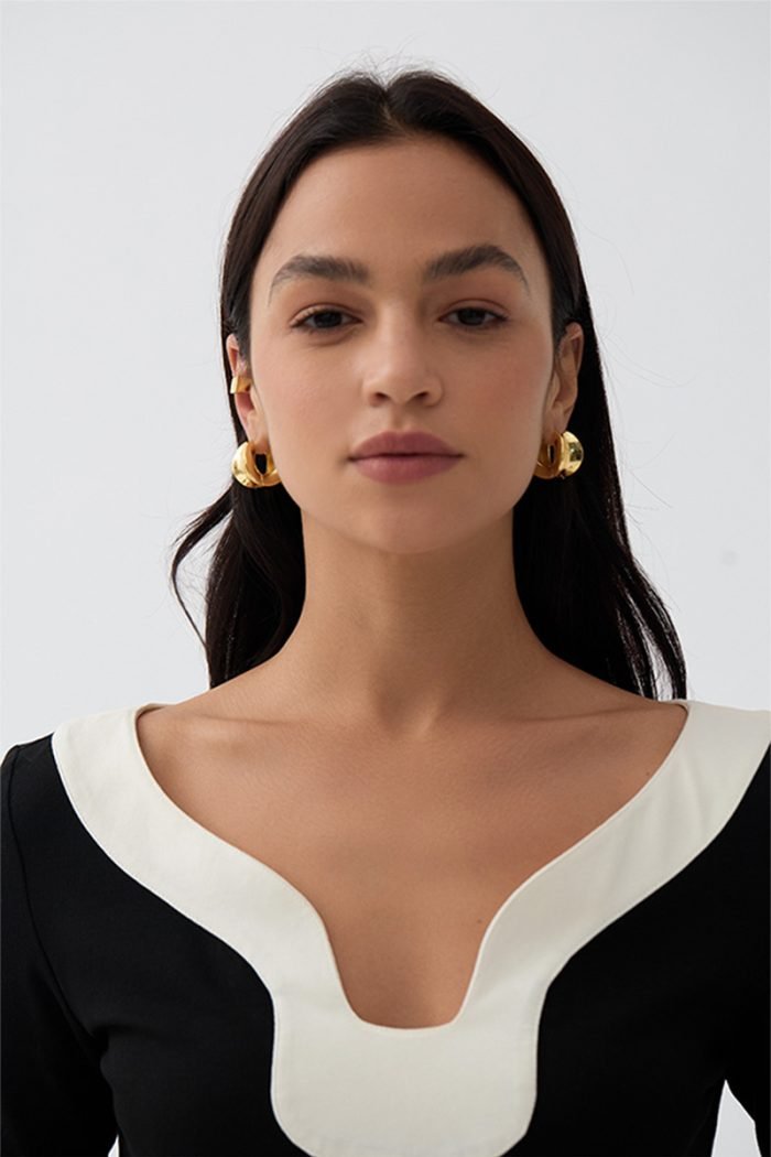Gold chunky hoop earrings