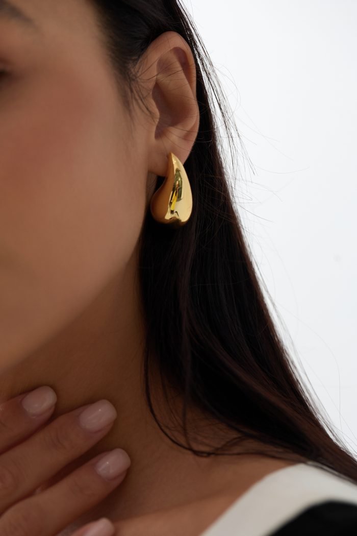 golden tear drop earrings