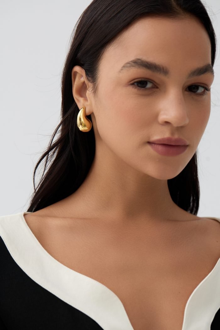golden teardrop earrings