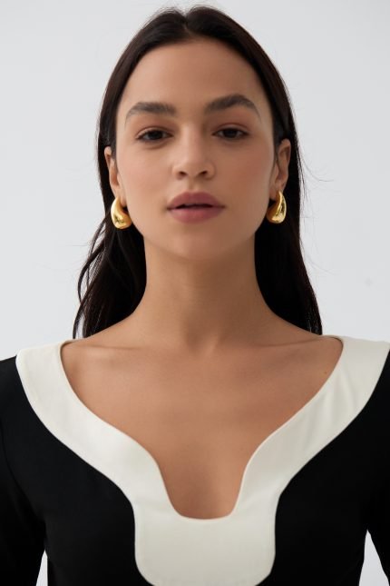 golden teardrop earrings
