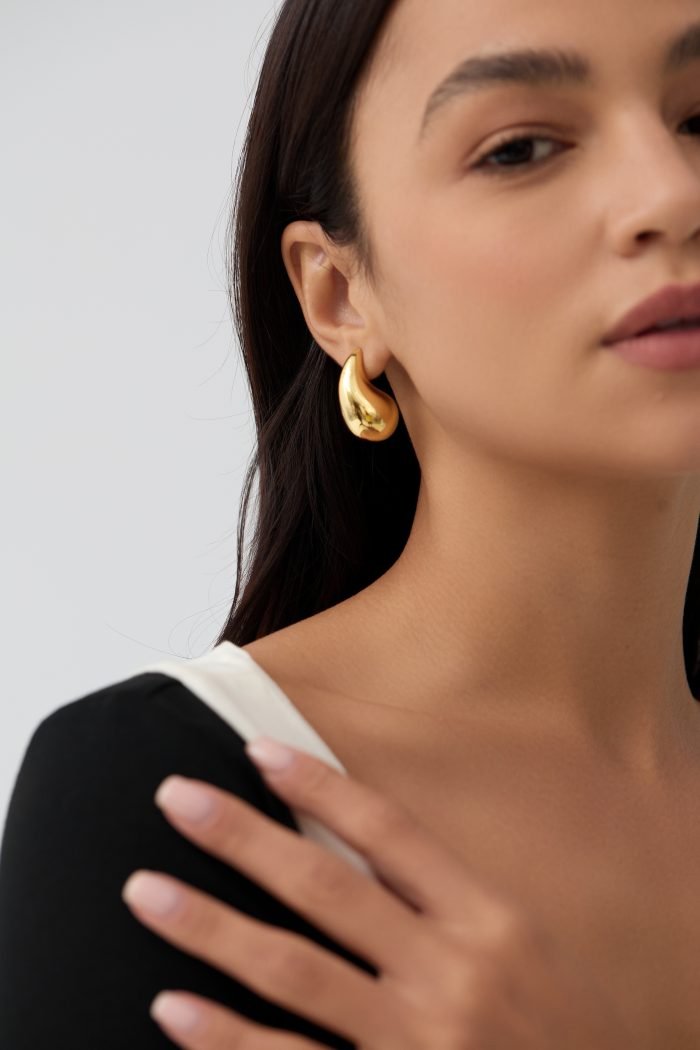 golden teardrop earrings
