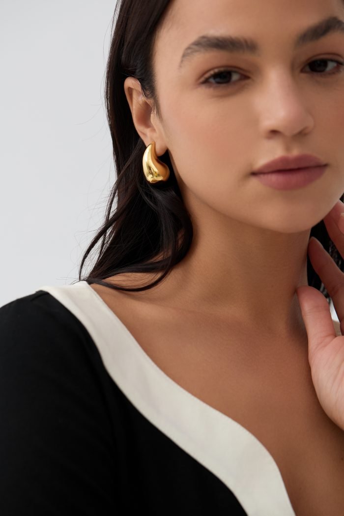 golden teardrop earrings