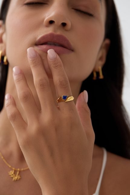 sterling silver ring set with lapis lazuli open ring