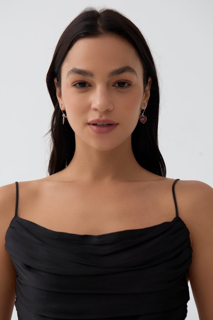 street style Pin red heart pendant earrings