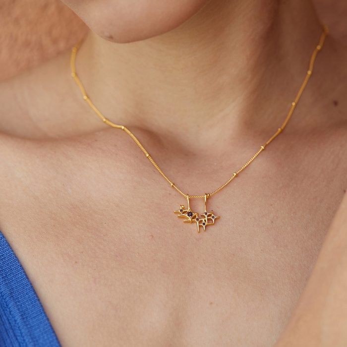 Gorgeous garnet stars gold necklace