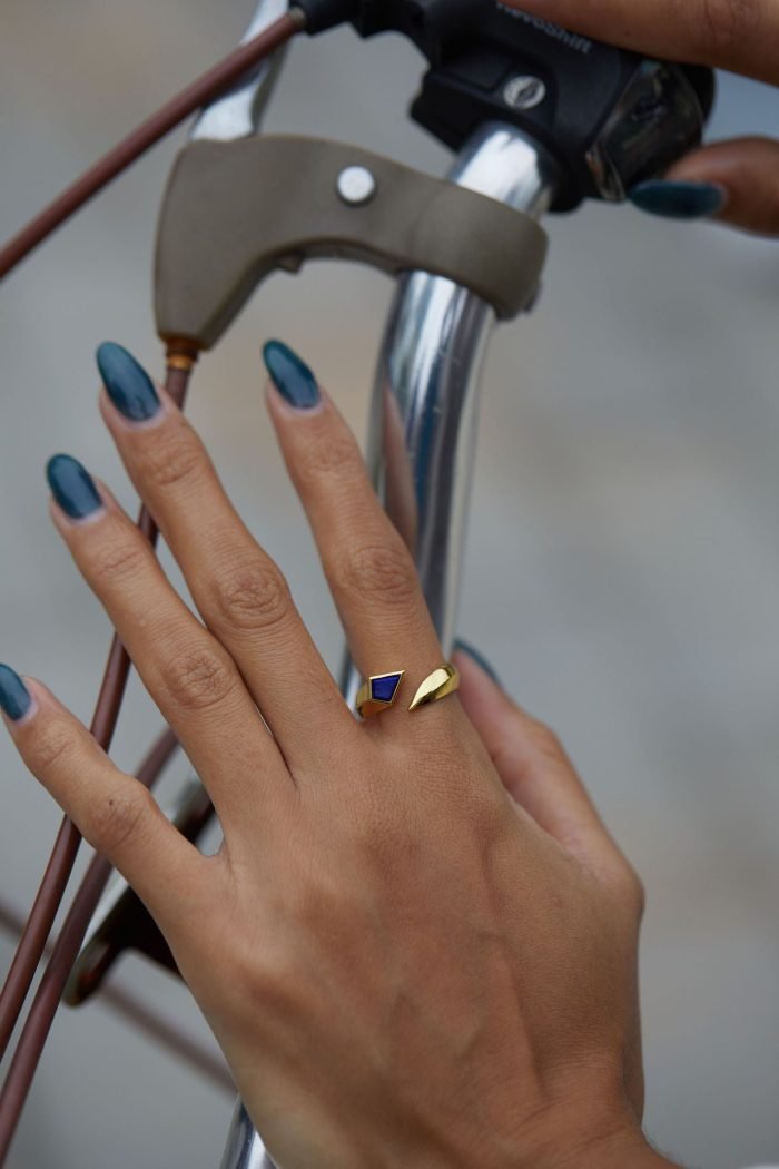 sterling silver ring set with lapis lazuli open ring