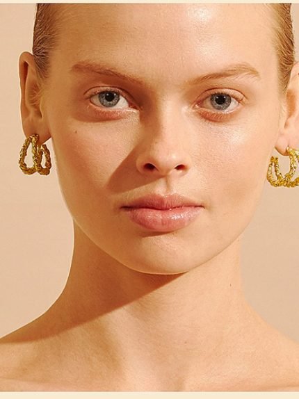 Double line rock texture gold hoop earrings